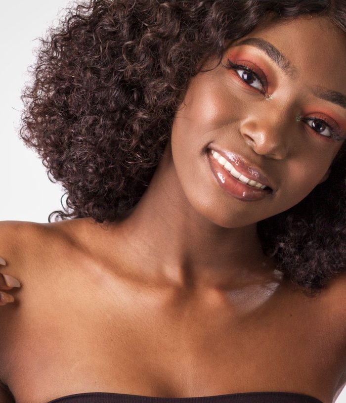 Defined natural curls after a dry cut and bond treatment